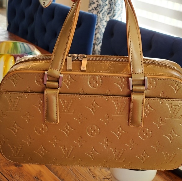 💯👛Authentic Louis Vuitton Ambre Monogram Mat She - Picture 5 of 5